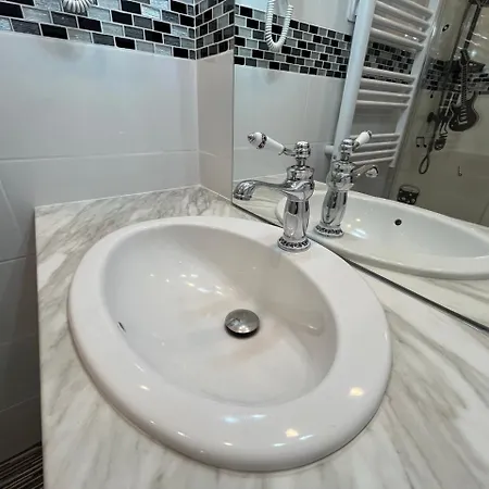 Les Roitelets Musique - Bel T2 - Thème Musique - Entièrement Neuf - Classé 3 étoiles - Proche Centre-ville&thermes - Confort - Ménage Et Linge De Maison Inclus La Bourboule