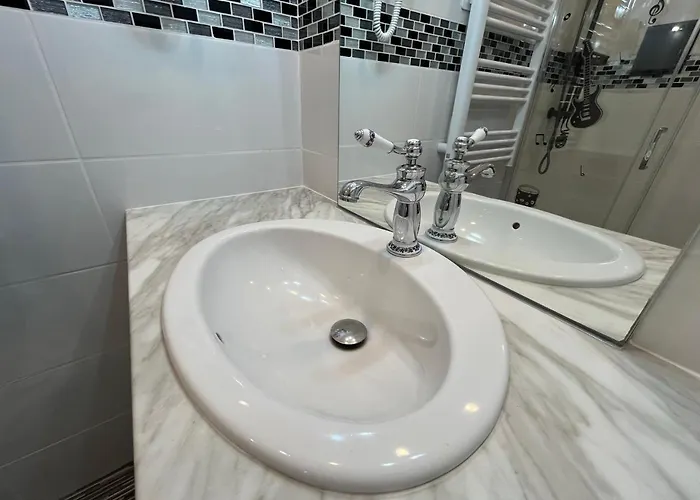 Les Roitelets Musique - Bel T2 - Thème Musique - Entièrement Neuf - Classé 3 étoiles - Proche Centre-ville&thermes - Confort - Ménage Et Linge De Maison Inclus La Bourboule