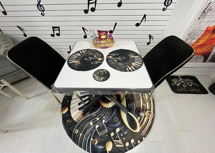 Les Roitelets Musique - Bel T2 - Thème Musique - Entièrement Neuf - Classé 3 étoiles - Proche Centre-ville&thermes - Confort - Ménage Et Linge De Maison Inclus * La Bourboule