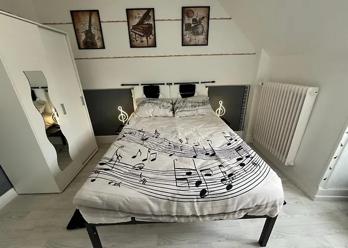 Apartamento Les Roitelets Musique - Bel T2 - Thème Musique - Entièrement Neuf - Classé 3 étoiles - Proche Centre-ville&thermes - Confort - Ménage Et Linge De Maison Inclus La Bourboule